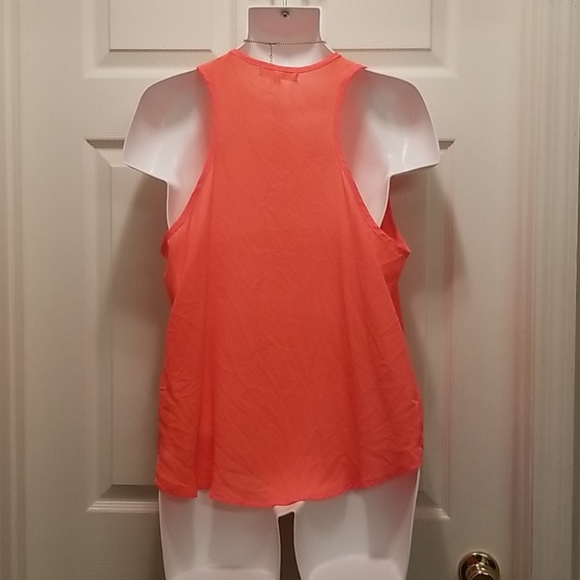 Top - Picture 3 of 6